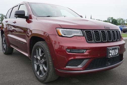 Photo 4 of 20 of 2019 Jeep Grand Cherokee Limited