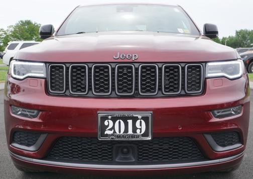 Photo 3 of 20 of 2019 Jeep Grand Cherokee Limited
