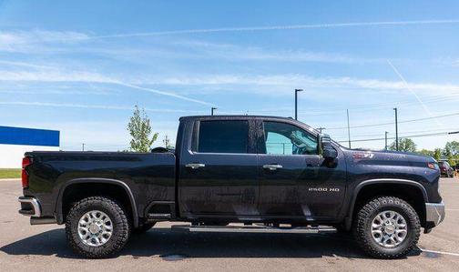 Dark Ash Metallic 2024 Chevrolet Silverado 2500 LTZ