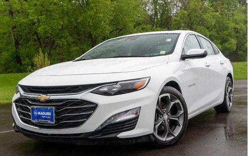Summit White 2023 Chevrolet Malibu LT