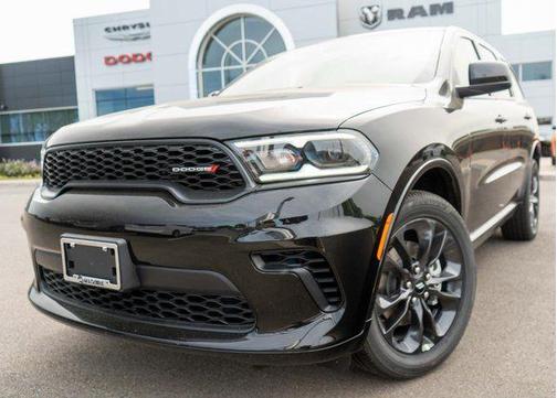 DB Black Crystal Clearcoat 2026 Dodge Durango GT