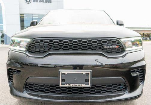 DB Black Crystal Clearcoat 2026 Dodge Durango GT
