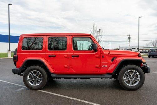 Firecracker Red Clearcoat 2023 Jeep Wrangler Sahara