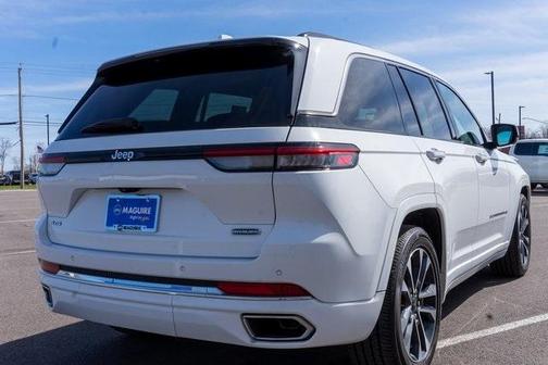 2022 Jeep Grand Cherokee Overland