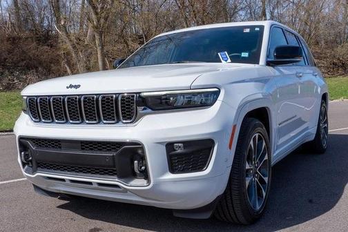 2022 Jeep Grand Cherokee Overland