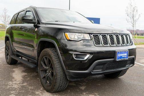Diamond Black 2020 Jeep Grand Cherokee Laredo E