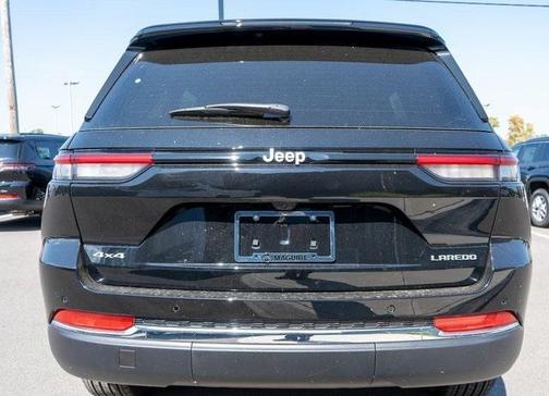 2025 Jeep Grand Cherokee Laredo X