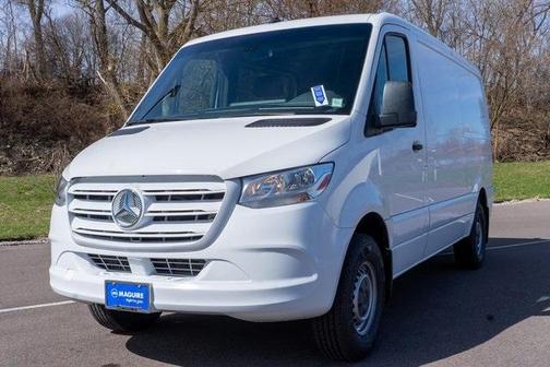 2020 Mercedes-Benz Sprinter 2500 Standard Roof