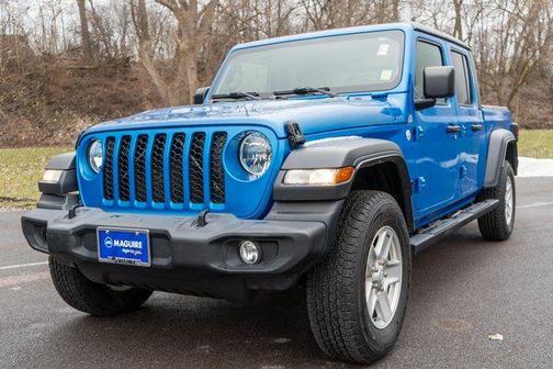 2020 Jeep Gladiator Sport