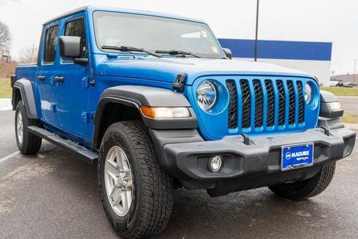 2020 Jeep Gladiator Sport