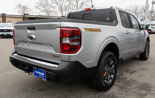 Iconic Silver Metallic 2023 Ford Maverick Lariat