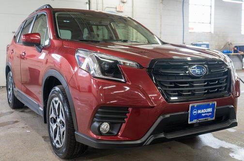 Crimson Red Pearl 2023 Subaru Forester Premium