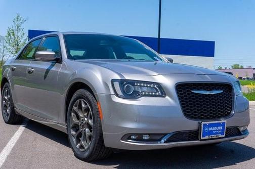 2018 Chrysler 300 S