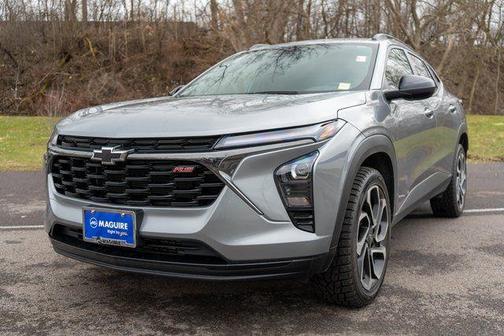 Sterling Gray Metallic 2025 Chevrolet Trax 2RS