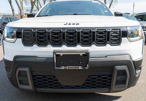 Bright White Clearcoat 2026 Jeep Cherokee LAREDO/LIMITED