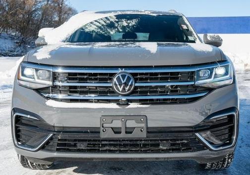 2022 Volkswagen Atlas Cross Sport 3.6L V6 SEL Premium R-Line