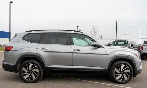 2025 Volkswagen Atlas 2.0T SE