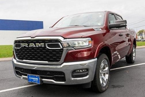 Delmonico Red Pearlcoat 2025 RAM 1500 Big Horn/Lone Star