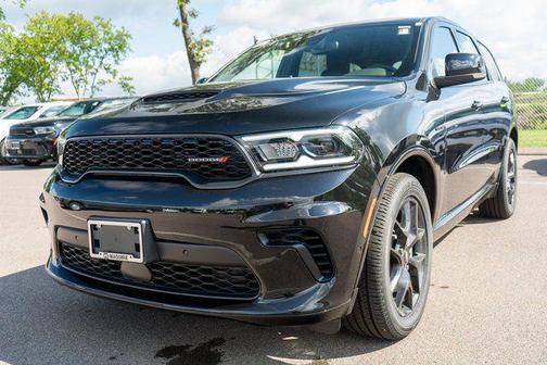 DB Black Crystal Clearcoat 2026 Dodge Durango GT Plus HEMI V8