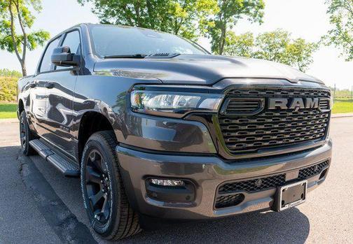 Granite Crystal Clearcoat Metallic 2026 RAM 1500 Express