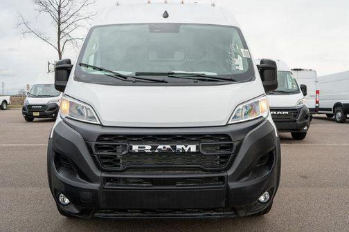 Bright White Clearcoat 2026 RAM ProMaster 2500 High Roof