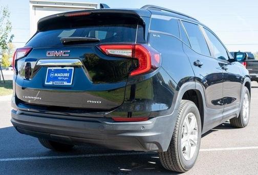 2022 GMC Terrain SLE