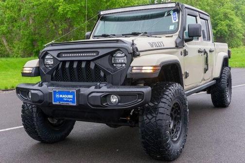 2022 Jeep Gladiator Sport