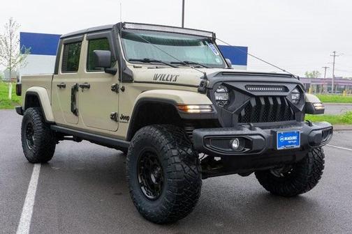2022 Jeep Gladiator Sport