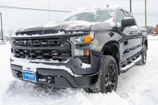 2024 Chevrolet Silverado 1500 Custom Trail Boss