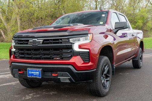 Cherry Red Tintcoat 2022 Chevrolet Silverado 1500 LT Trail Boss