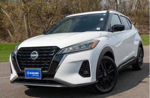 Fresh Powder 2023 Nissan Kicks SR