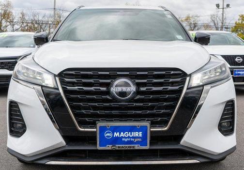 Fresh Powder 2023 Nissan Kicks SR