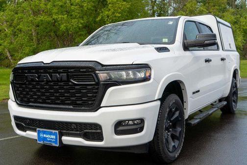 Bright White Clearcoat 2025 RAM 1500 Big Horn/Lone Star