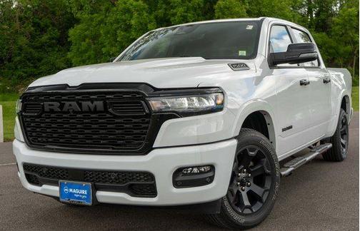 Bright White Clearcoat 2025 RAM 1500 Big Horn/Lone Star