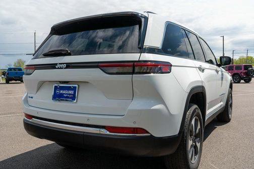 Bright White Clearcoat 2023 Jeep Grand Cherokee 4xe Base