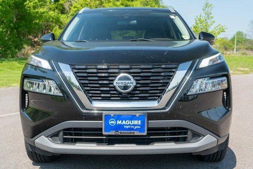 Black 2021 Nissan Rogue SV