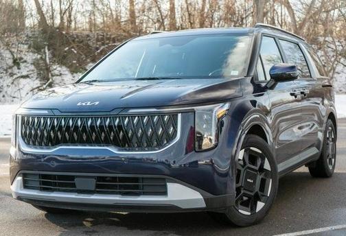 2025 Kia Carnival EX