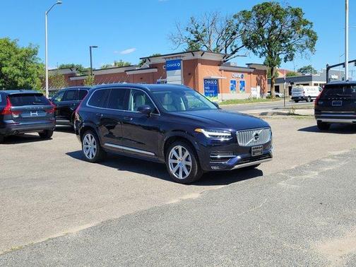 Photo 1 of 38 of 2019 Volvo XC90 T6 Inscription