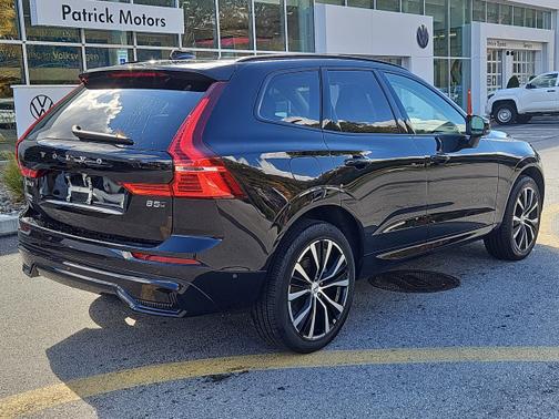 2025 Volvo XC60 Plus
