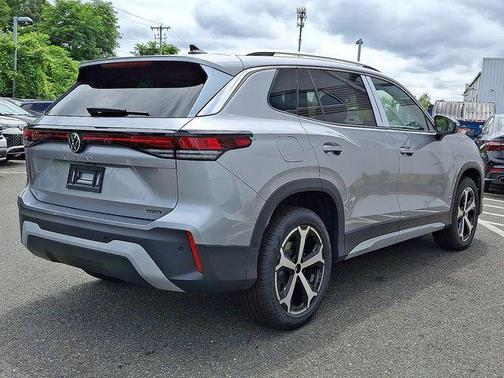 2025 Volkswagen Tiguan 2.0T SE 4MOTION