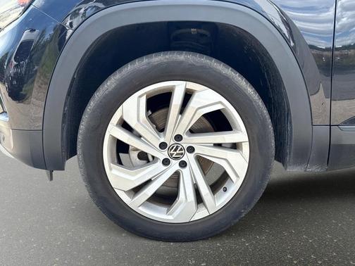 2022 Volkswagen Atlas 3.6L SE w/Technology