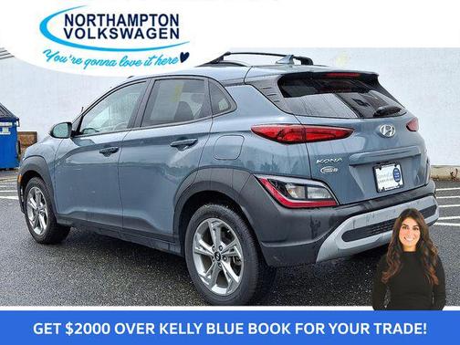2022 Hyundai KONA SEL