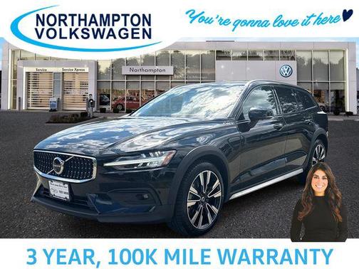 2025 Volvo V60 Cross Country B5 Ultra