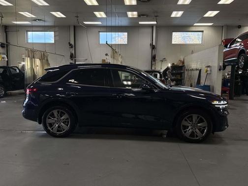 2022 Genesis GV70 3.5T AWD Sport