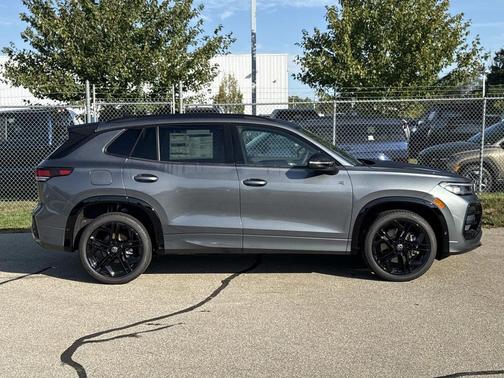 2025 Volkswagen Tiguan 2.0T SE R-Line Black 4MOTION