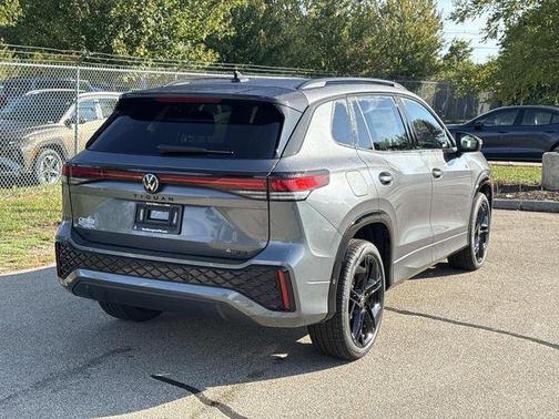 2025 Volkswagen Tiguan 2.0T SE R-Line Black 4MOTION
