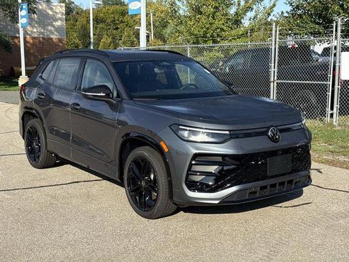 2025 Volkswagen Tiguan 2.0T SE R-Line Black 4MOTION