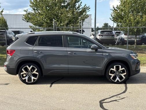 2022 Volkswagen Taos 1.5T SEL