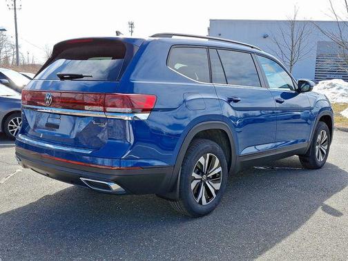 2025 Volkswagen Atlas 2.0T SE