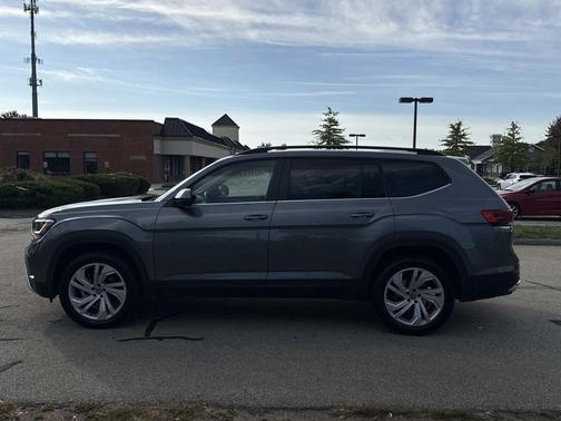 2023 Volkswagen Atlas 3.6L SE w/Technology